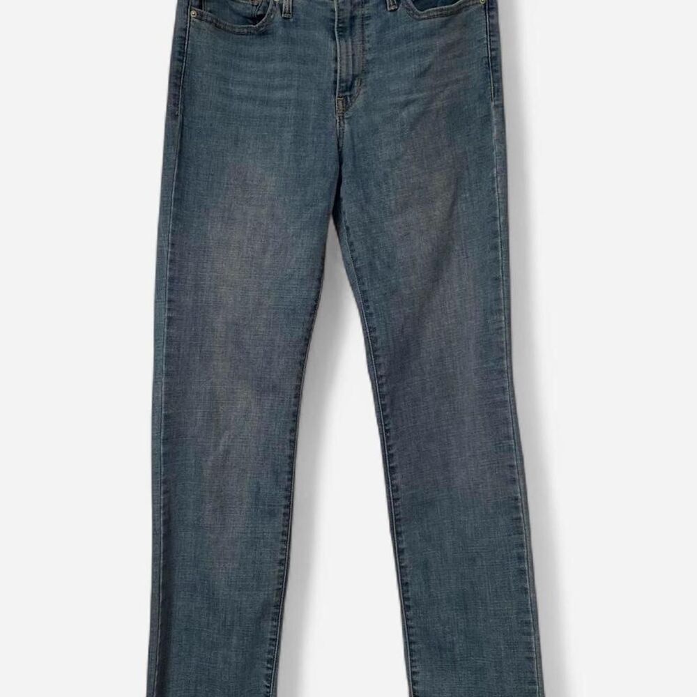 Levi-s Women's Blue and Navy Jeans
